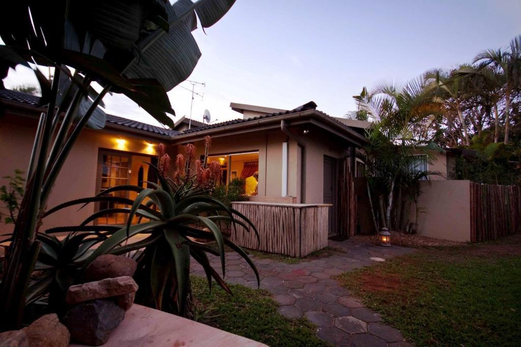 Al Marrakesh Guest House Ballito Exterior photo