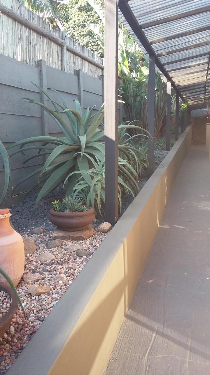 Al Marrakesh Guest House Ballito Exterior photo
